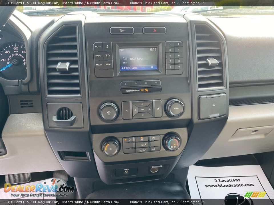 2016 Ford F150 XL Regular Cab Oxford White / Medium Earth Gray Photo #20