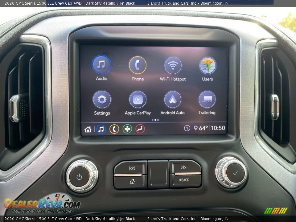 Controls of 2020 GMC Sierra 1500 SLE Crew Cab 4WD Photo #24