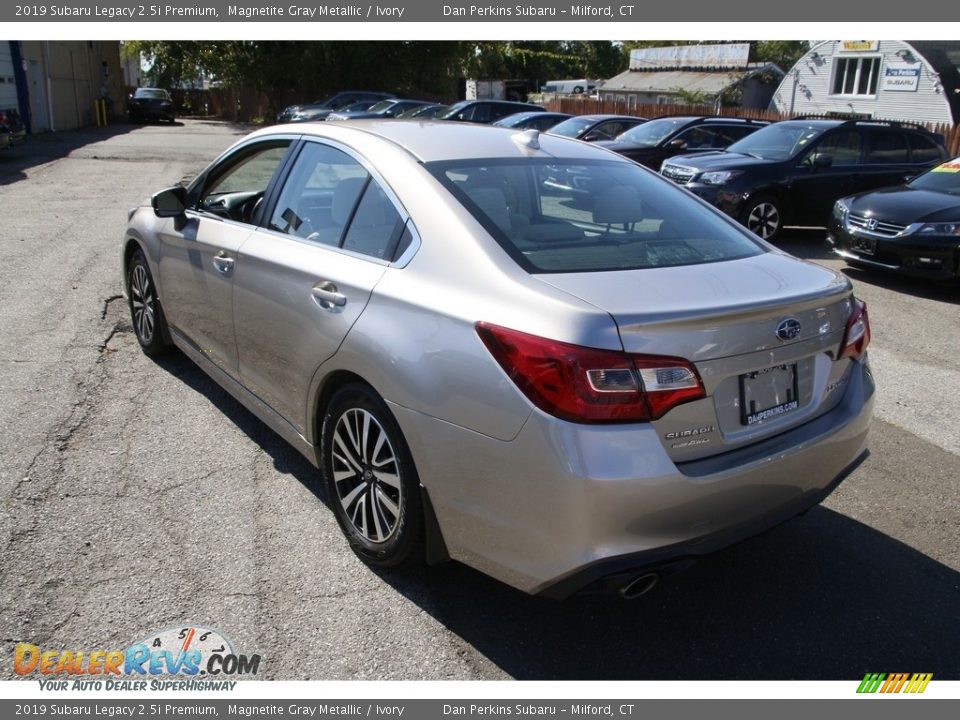 2019 Subaru Legacy 2.5i Premium Magnetite Gray Metallic / Ivory Photo #7