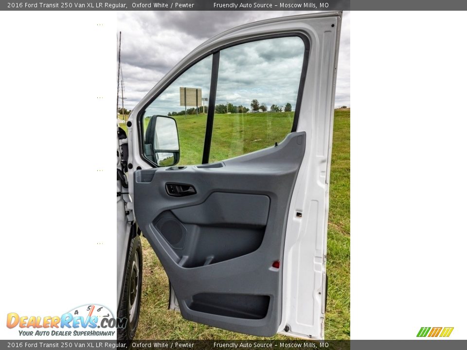 2016 Ford Transit 250 Van XL LR Regular Oxford White / Pewter Photo #28