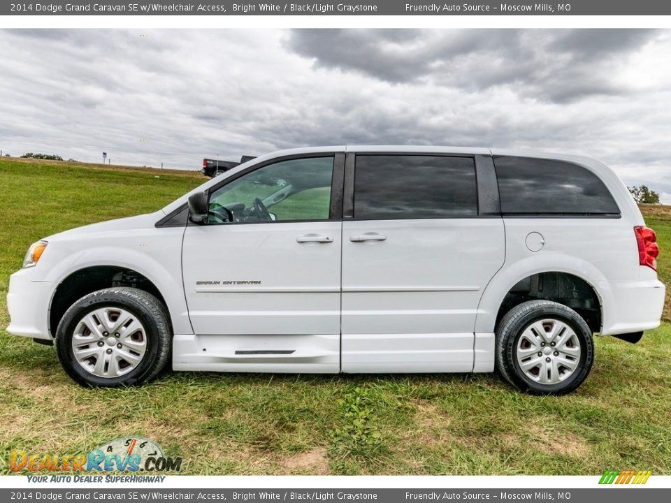 2014 Dodge Grand Caravan SE w/Wheelchair Access Bright White / Black/Light Graystone Photo #6