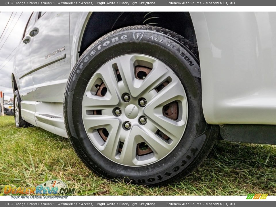 2014 Dodge Grand Caravan SE w/Wheelchair Access Bright White / Black/Light Graystone Photo #18