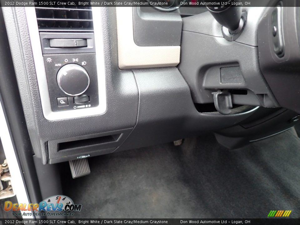 Controls of 2012 Dodge Ram 1500 SLT Crew Cab Photo #16