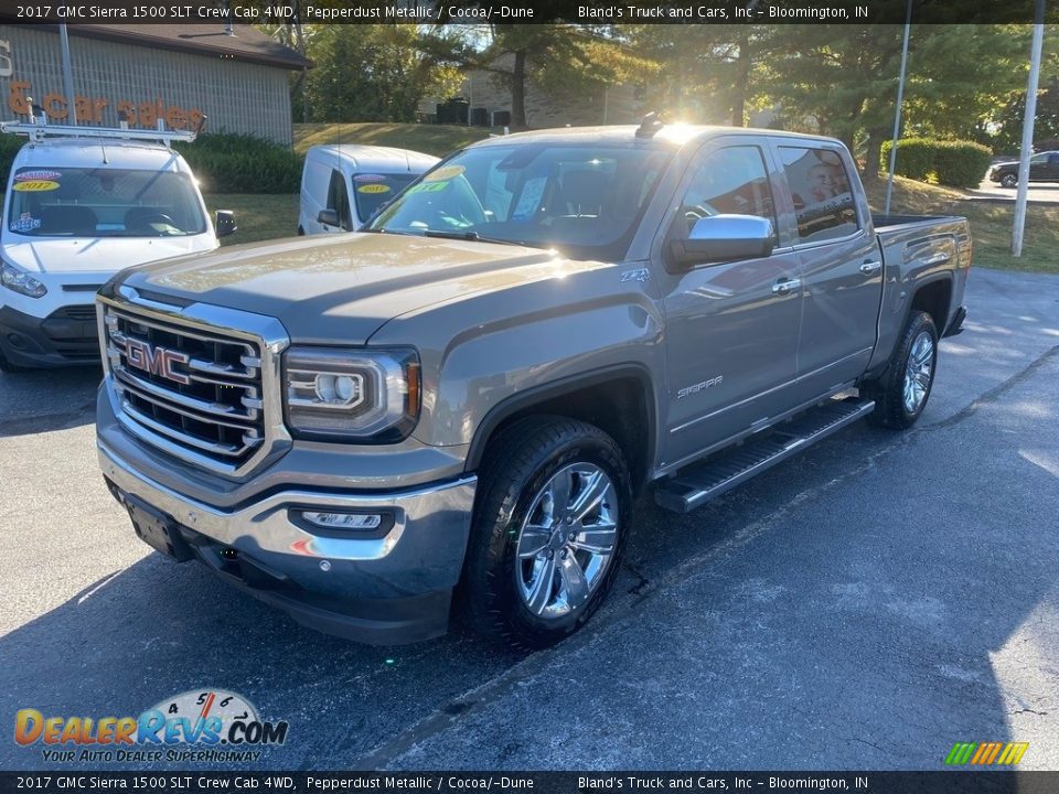 2017 GMC Sierra 1500 SLT Crew Cab 4WD Pepperdust Metallic / Cocoa/­Dune Photo #2