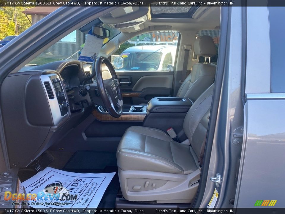 Cocoa/­Dune Interior - 2017 GMC Sierra 1500 SLT Crew Cab 4WD Photo #11