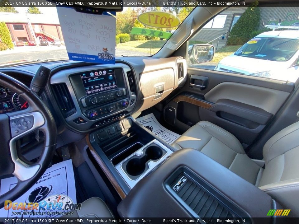 2017 GMC Sierra 1500 SLT Crew Cab 4WD Pepperdust Metallic / Cocoa/­Dune Photo #28