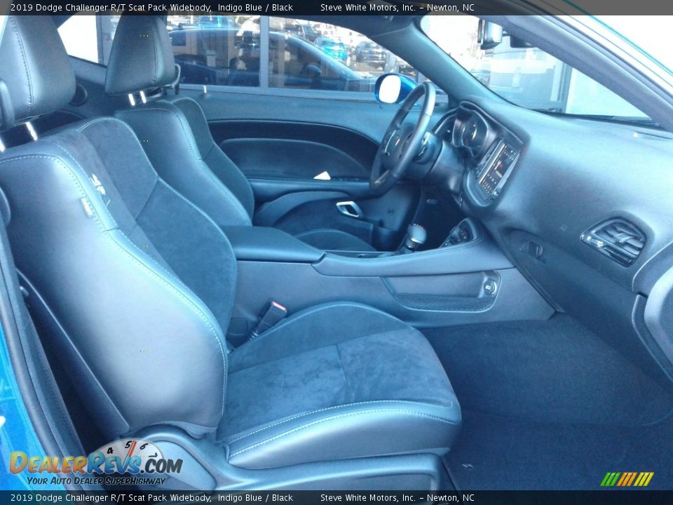 2019 Dodge Challenger R/T Scat Pack Widebody Indigo Blue / Black Photo #16