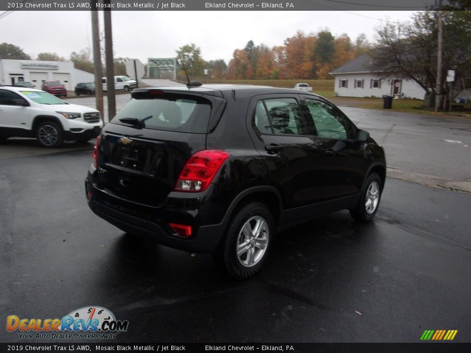 2019 Chevrolet Trax LS AWD Mosaic Black Metallic / Jet Black Photo #5