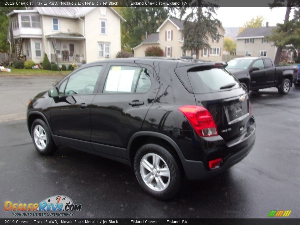 2019 Chevrolet Trax LS AWD Mosaic Black Metallic / Jet Black Photo #7