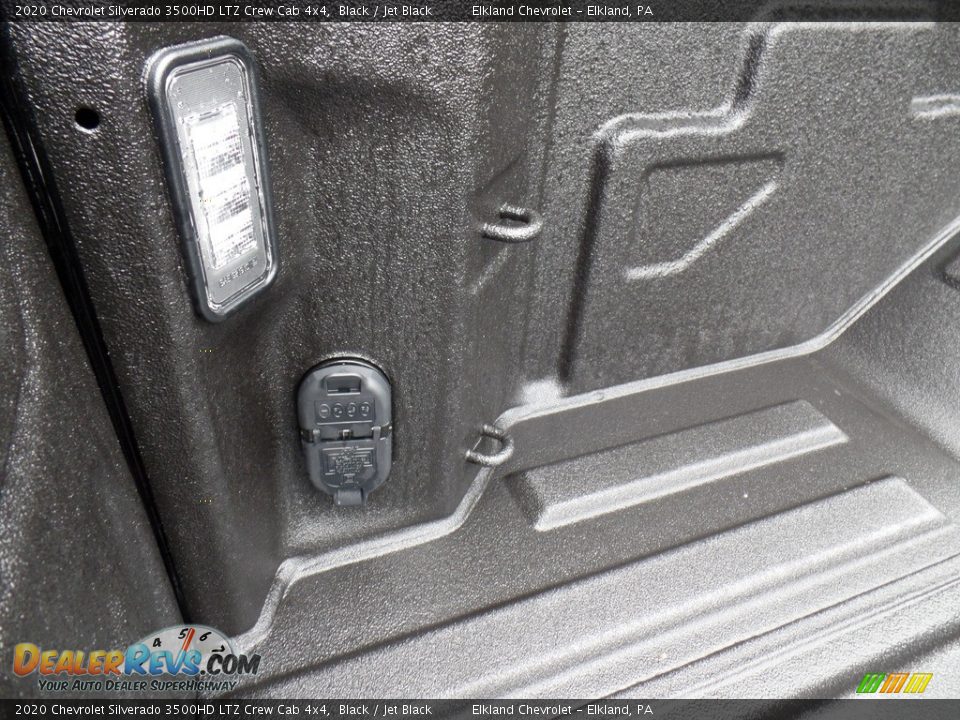 2020 Chevrolet Silverado 3500HD LTZ Crew Cab 4x4 Black / Jet Black Photo #16