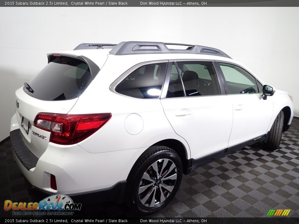 2015 Subaru Outback 2.5i Limited Crystal White Pearl / Slate Black Photo #16
