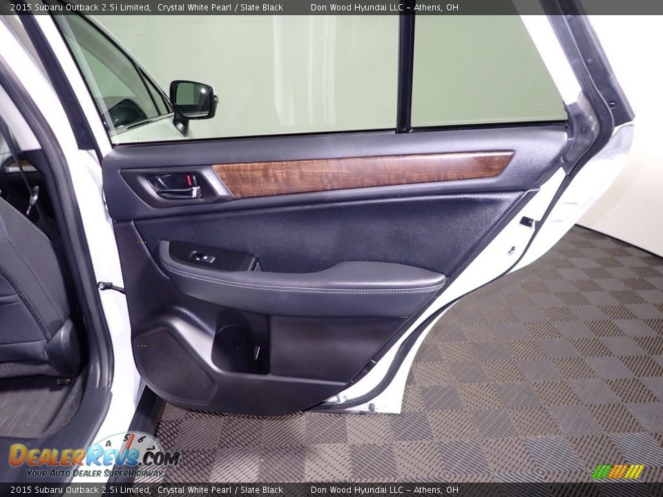 2015 Subaru Outback 2.5i Limited Crystal White Pearl / Slate Black Photo #24