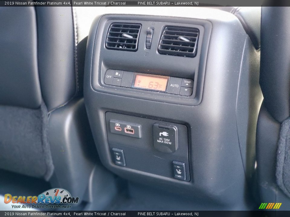 2019 Nissan Pathfinder Platinum 4x4 Pearl White Tricoat / Charcoal Photo #13