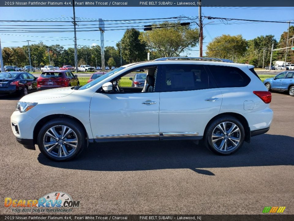2019 Nissan Pathfinder Platinum 4x4 Pearl White Tricoat / Charcoal Photo #22