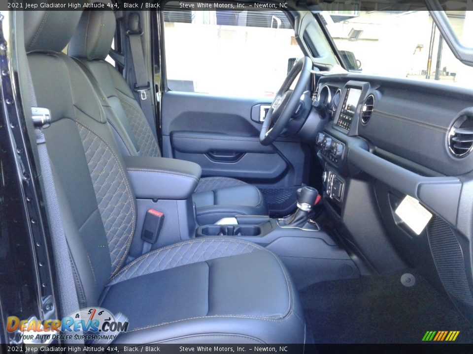 Front Seat of 2021 Jeep Gladiator High Altitude 4x4 Photo #17