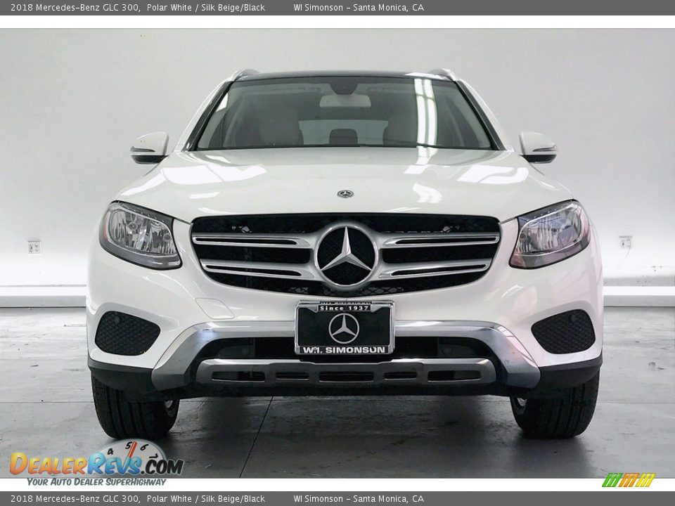 2018 Mercedes-Benz GLC 300 Polar White / Silk Beige/Black Photo #2