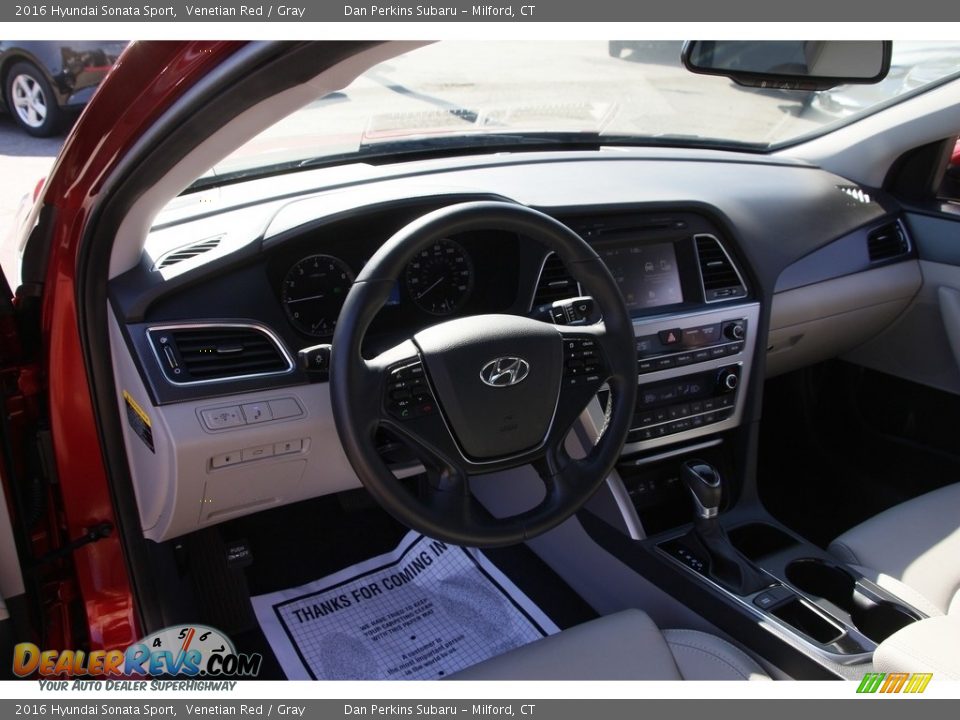 2016 Hyundai Sonata Sport Venetian Red / Gray Photo #10