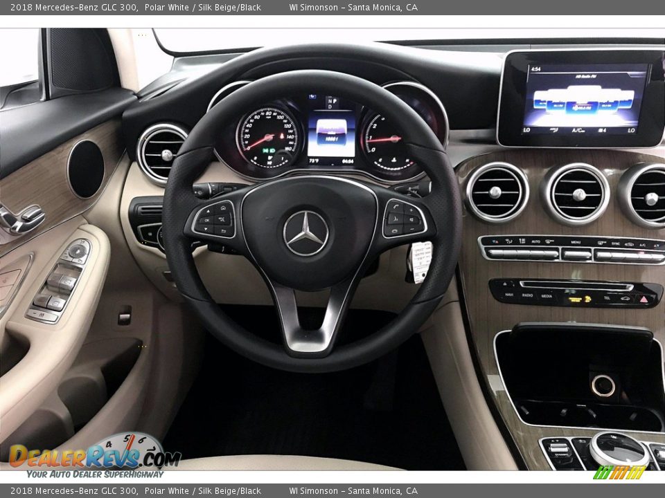 2018 Mercedes-Benz GLC 300 Polar White / Silk Beige/Black Photo #4