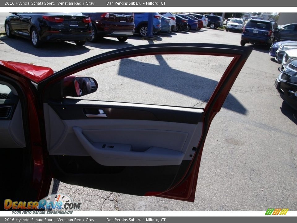 2016 Hyundai Sonata Sport Venetian Red / Gray Photo #16
