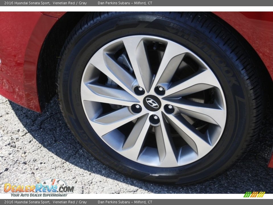 2016 Hyundai Sonata Sport Venetian Red / Gray Photo #21