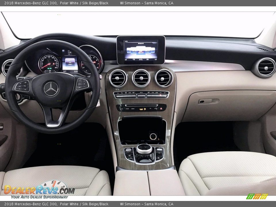 2018 Mercedes-Benz GLC 300 Polar White / Silk Beige/Black Photo #17