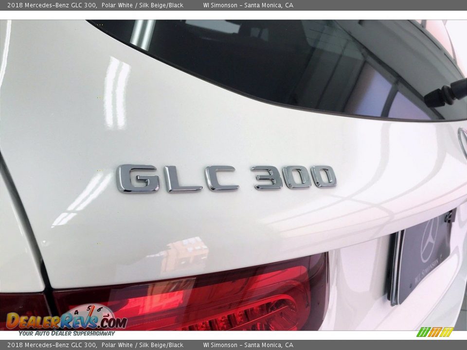 2018 Mercedes-Benz GLC 300 Polar White / Silk Beige/Black Photo #27