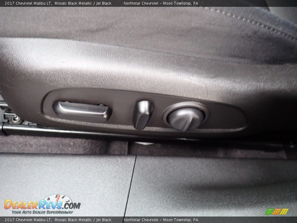 2017 Chevrolet Malibu LT Mosaic Black Metallic / Jet Black Photo #24