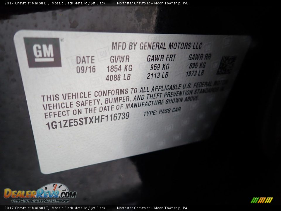 2017 Chevrolet Malibu LT Mosaic Black Metallic / Jet Black Photo #28