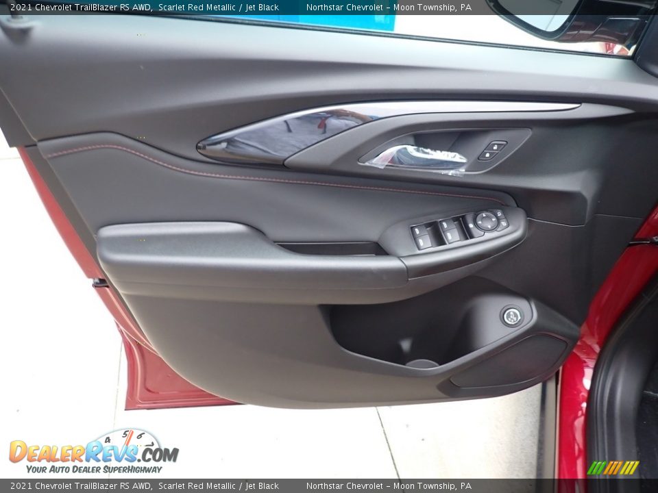 Door Panel of 2021 Chevrolet TrailBlazer RS AWD Photo #15