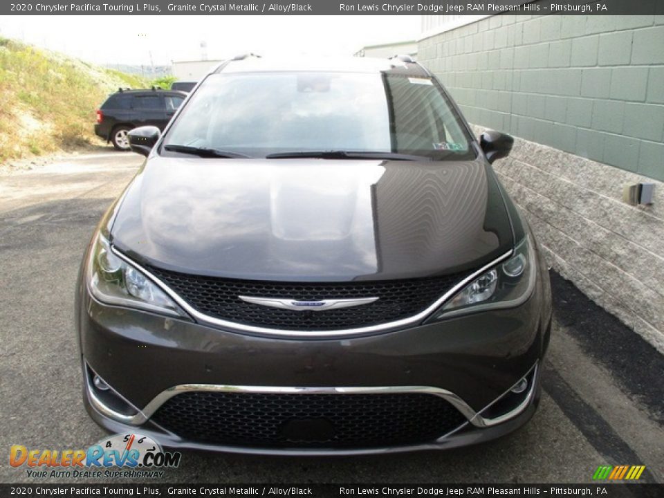 2020 Chrysler Pacifica Touring L Plus Granite Crystal Metallic / Alloy/Black Photo #7