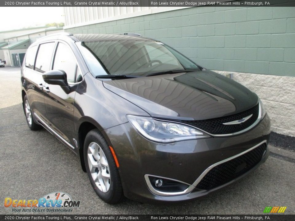 2020 Chrysler Pacifica Touring L Plus Granite Crystal Metallic / Alloy/Black Photo #8