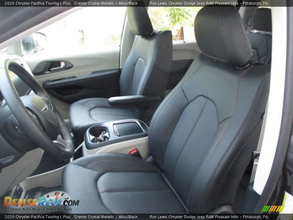2020 Chrysler Pacifica Touring L Plus Granite Crystal Metallic / Alloy/Black Photo #10