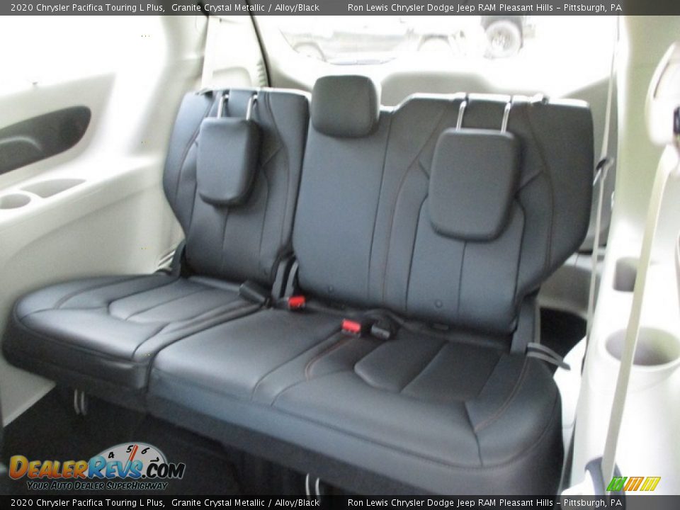 2020 Chrysler Pacifica Touring L Plus Granite Crystal Metallic / Alloy/Black Photo #12
