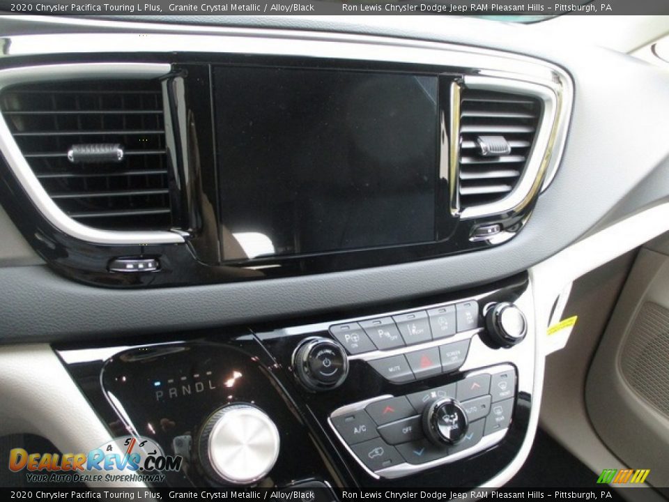 2020 Chrysler Pacifica Touring L Plus Granite Crystal Metallic / Alloy/Black Photo #14