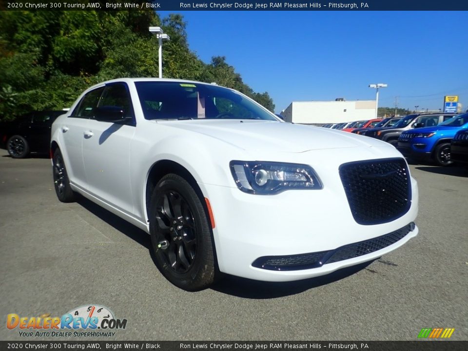 2020 Chrysler 300 Touring AWD Bright White / Black Photo #3