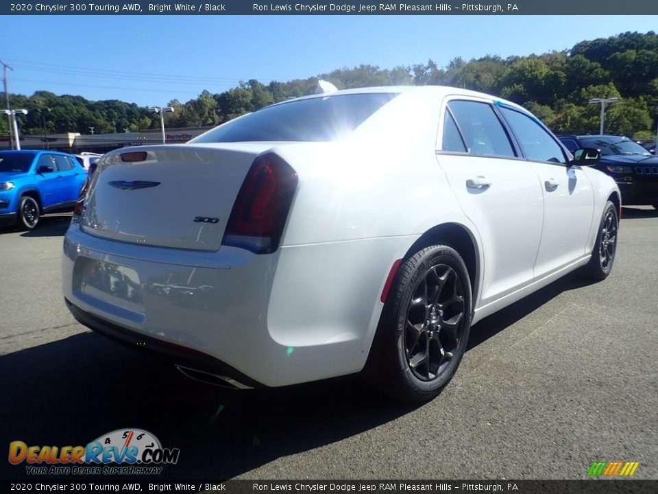 2020 Chrysler 300 Touring AWD Bright White / Black Photo #5