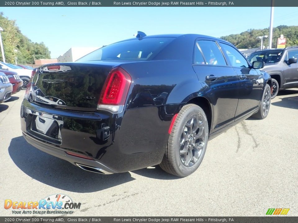 2020 Chrysler 300 Touring AWD Gloss Black / Black Photo #5