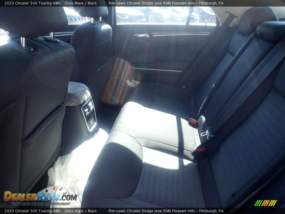 2020 Chrysler 300 Touring AWD Gloss Black / Black Photo #14