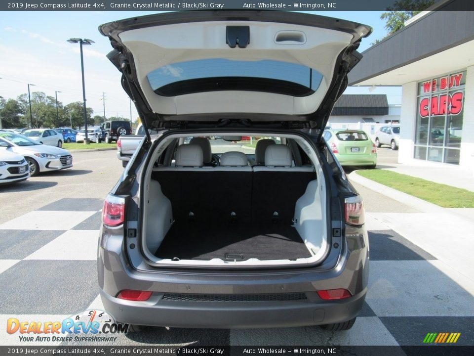 2019 Jeep Compass Latitude 4x4 Granite Crystal Metallic / Black/Ski Gray Photo #5