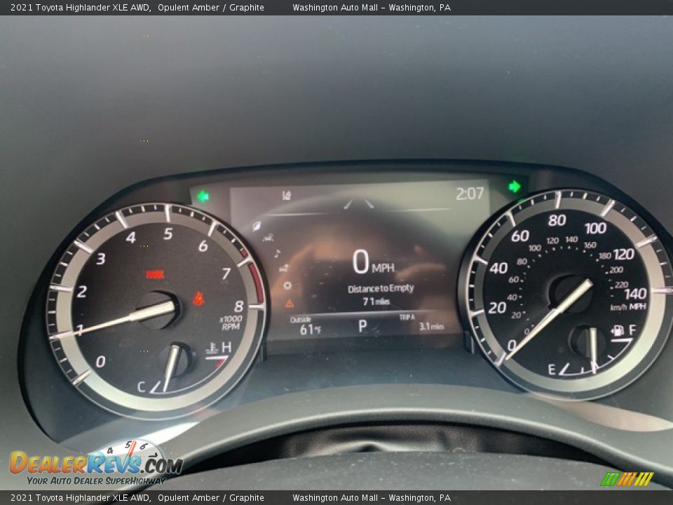 2021 Toyota Highlander XLE AWD Gauges Photo #9