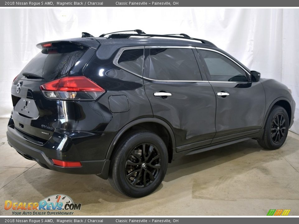 2018 Nissan Rogue S AWD Magnetic Black / Charcoal Photo #2