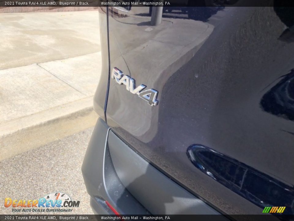2021 Toyota RAV4 XLE AWD Blueprint / Black Photo #31