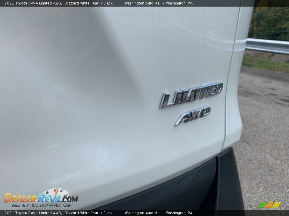 2021 Toyota RAV4 Limited AWD Blizzard White Pearl / Black Photo #32