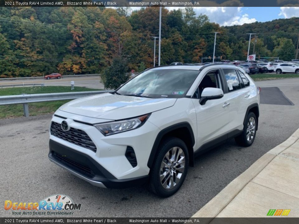 Front 3/4 View of 2021 Toyota RAV4 Limited AWD Photo #36