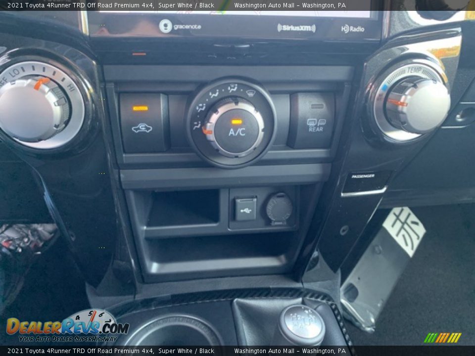 Controls of 2021 Toyota 4Runner TRD Off Road Premium 4x4 Photo #9