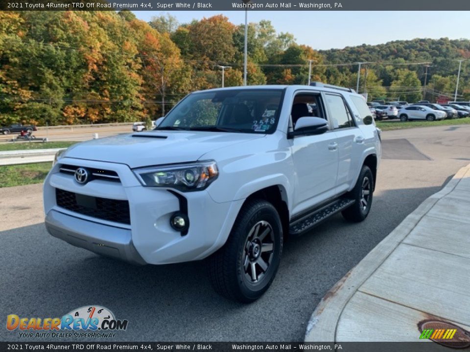 Front 3/4 View of 2021 Toyota 4Runner TRD Off Road Premium 4x4 Photo #29