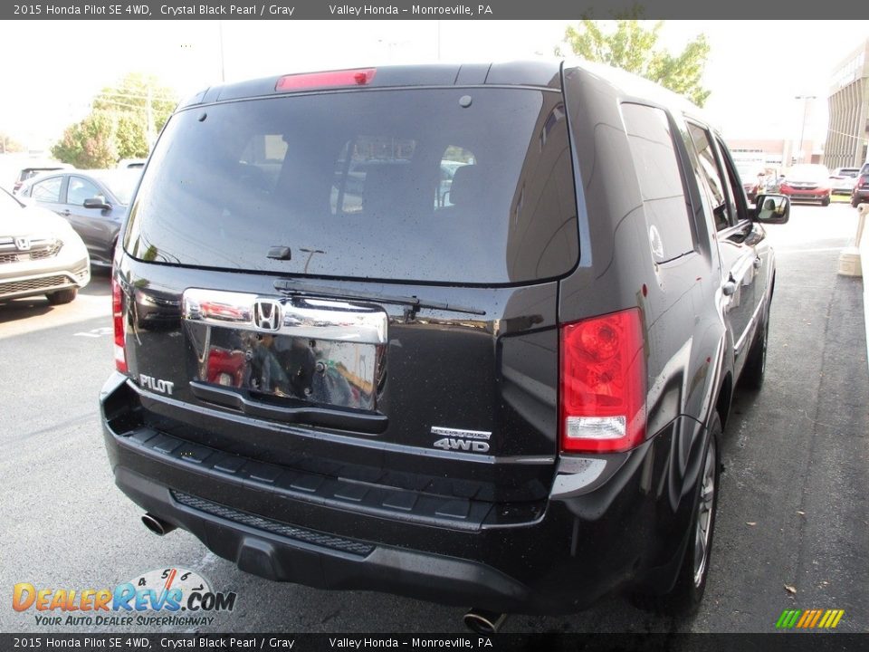 2015 Honda Pilot SE 4WD Crystal Black Pearl / Gray Photo #5