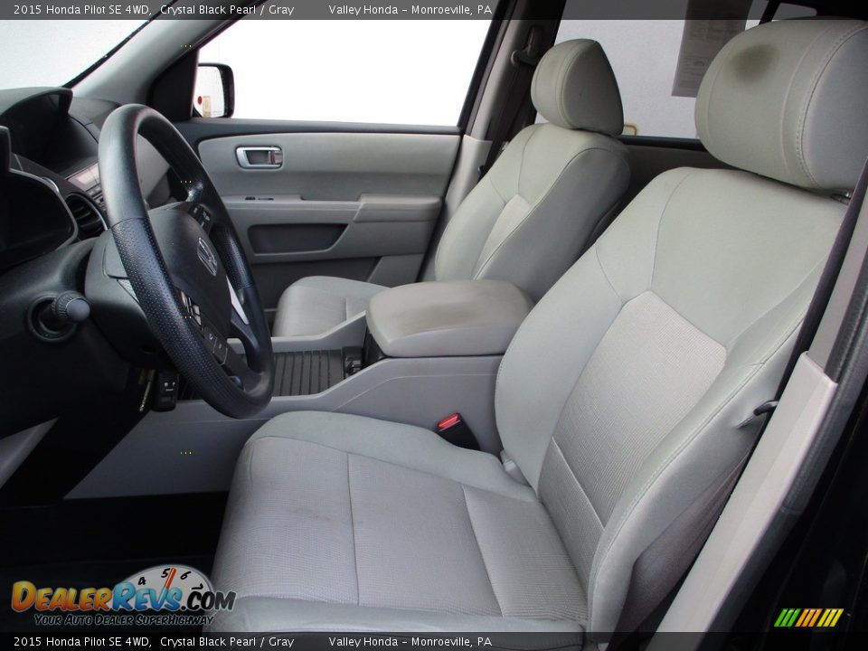 2015 Honda Pilot SE 4WD Crystal Black Pearl / Gray Photo #16