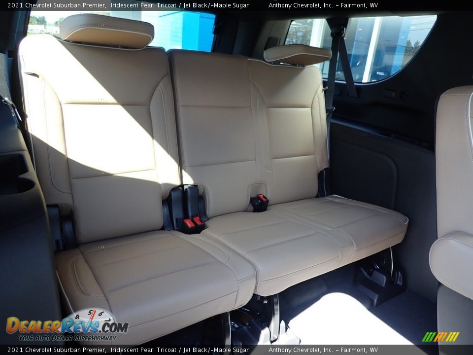 2021 Chevrolet Suburban Premier Iridescent Pearl Tricoat / Jet Black/­Maple Sugar Photo #6