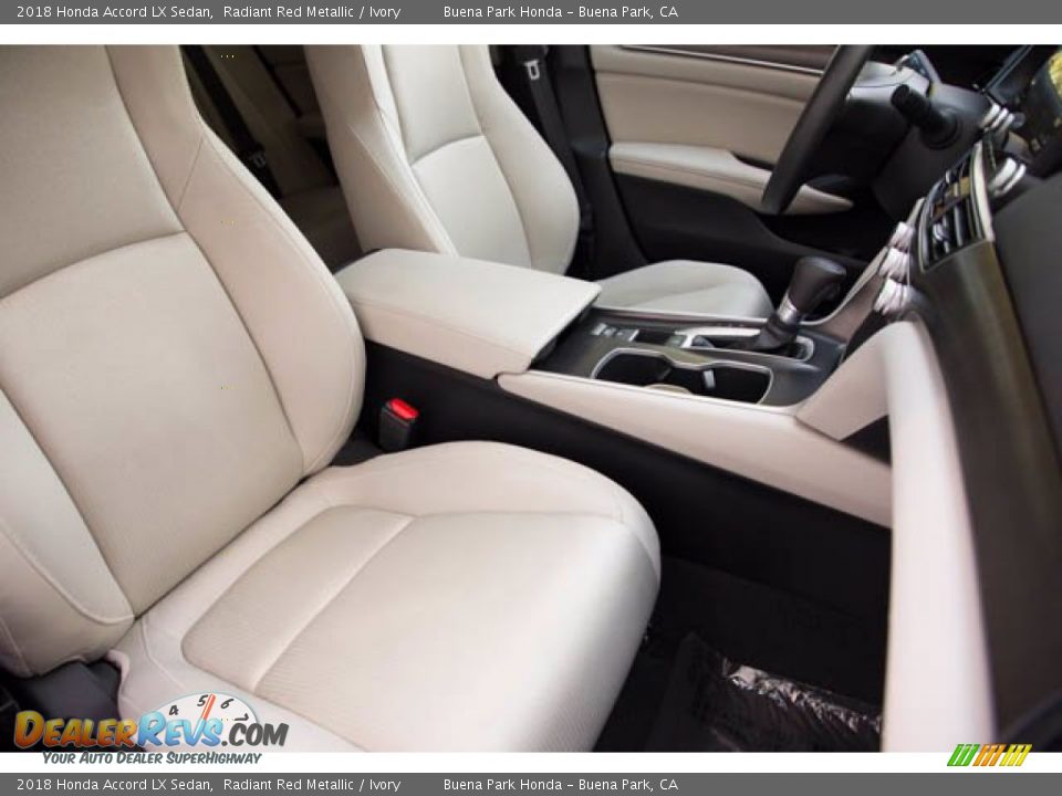 2018 Honda Accord LX Sedan Radiant Red Metallic / Ivory Photo #26